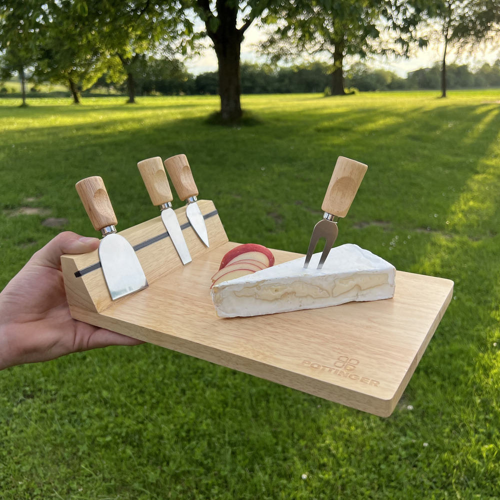 Cheese board with cheese knives 4 pcs.