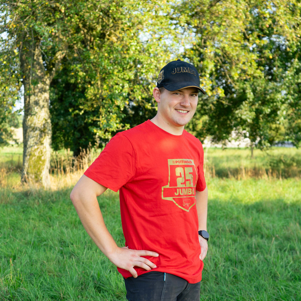 25 years of the JUMBO T shirt